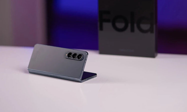 Samsung galaxy Z Fold4