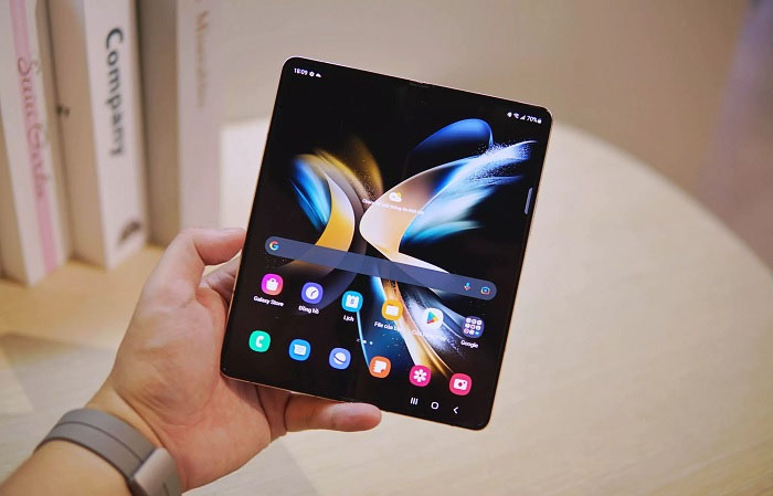 Samsung Galaxy Z Fold4